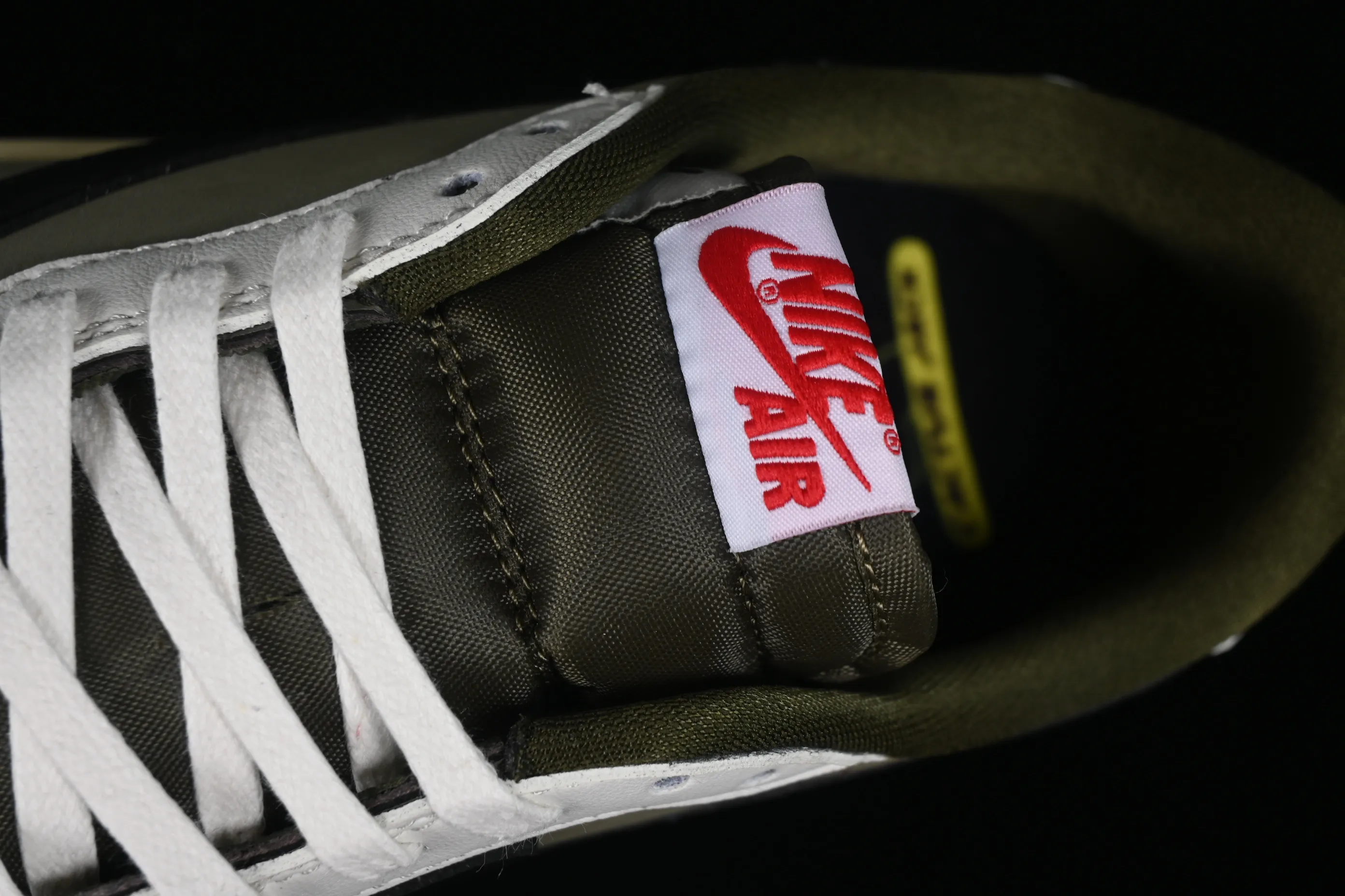 All categories Air Jordan Jordan series basketball shoes Air Jordan 1 Low B1 special price Travis Scott x Air Jordan 1 Low OG AJ1 Joe 1 undercut low top DM7866-200